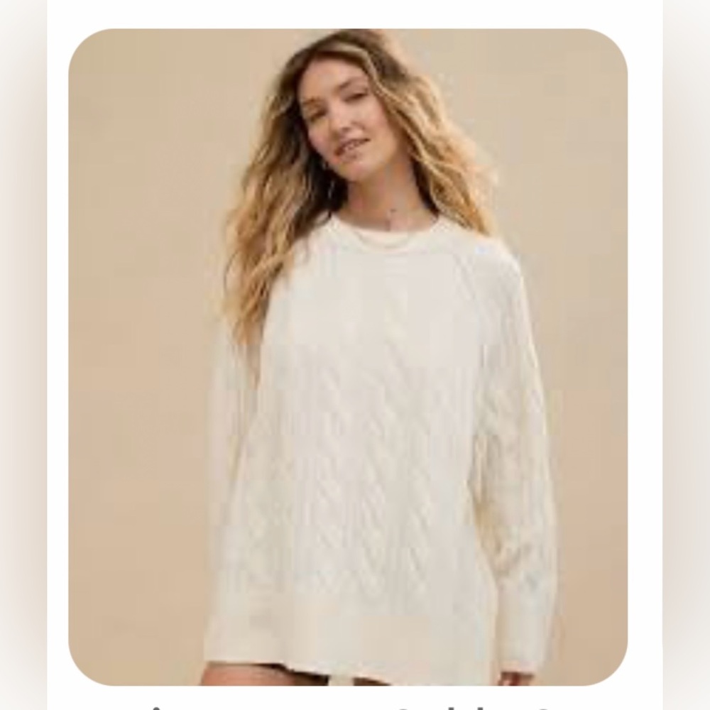 Aerie * Unreal * Cable Knit Sweater in Cream. NWT.